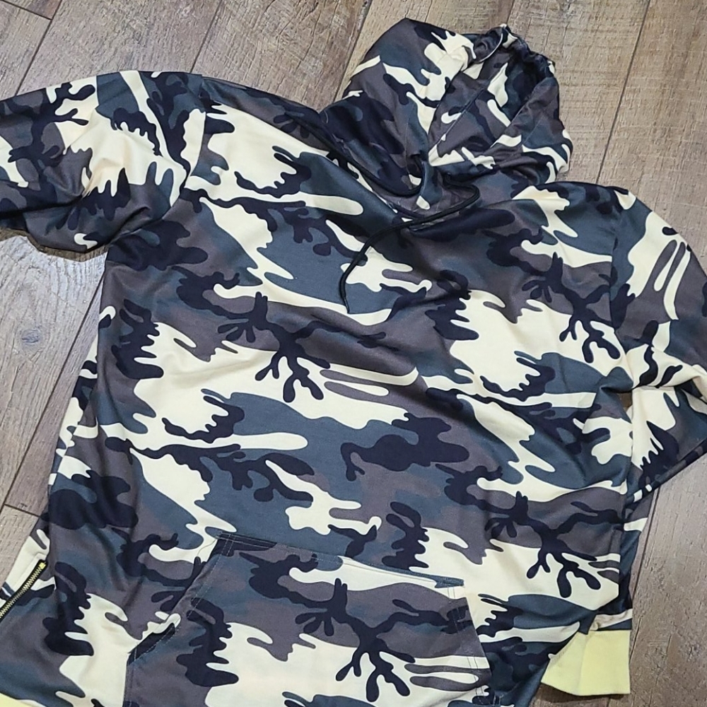 Camo hoodie